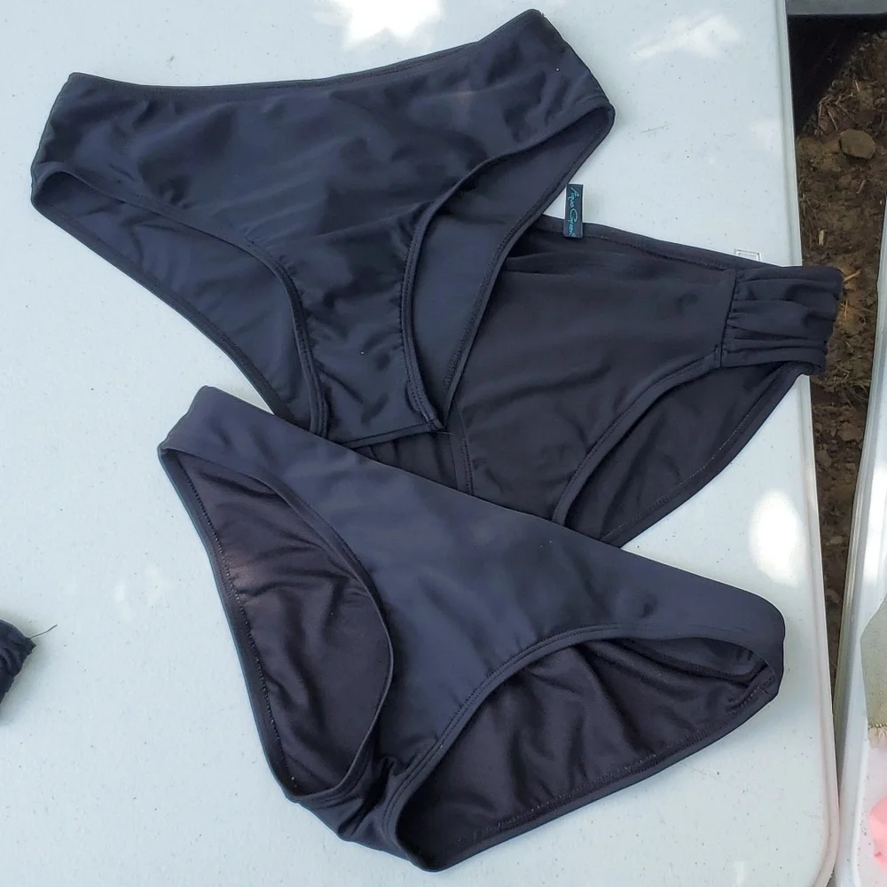 Bathing suit - Picture 3 of 3